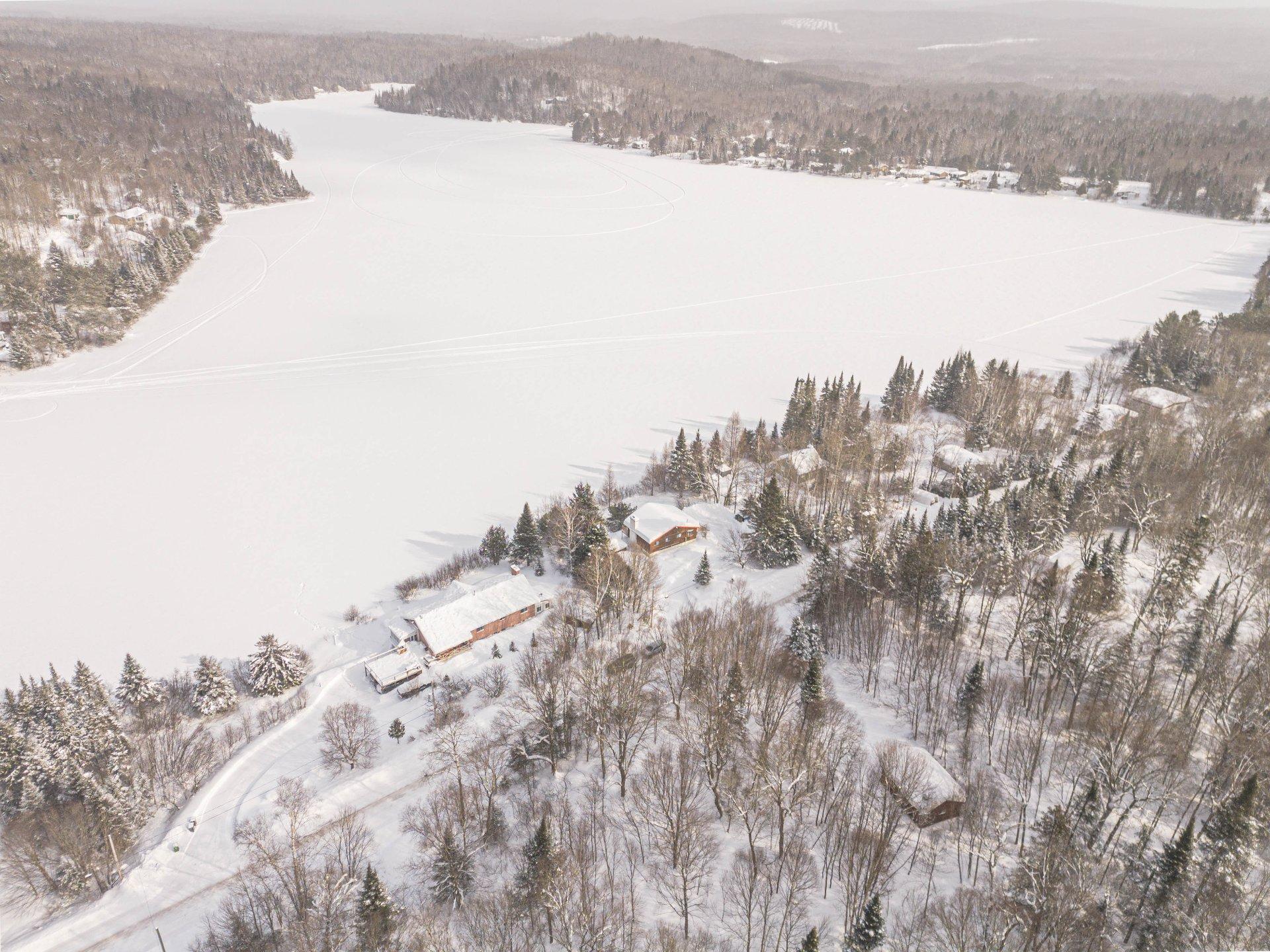 









254


Ch. du Lac-du-Gros-Brochet

,
L'Ascension,




QC
J0T1W0

