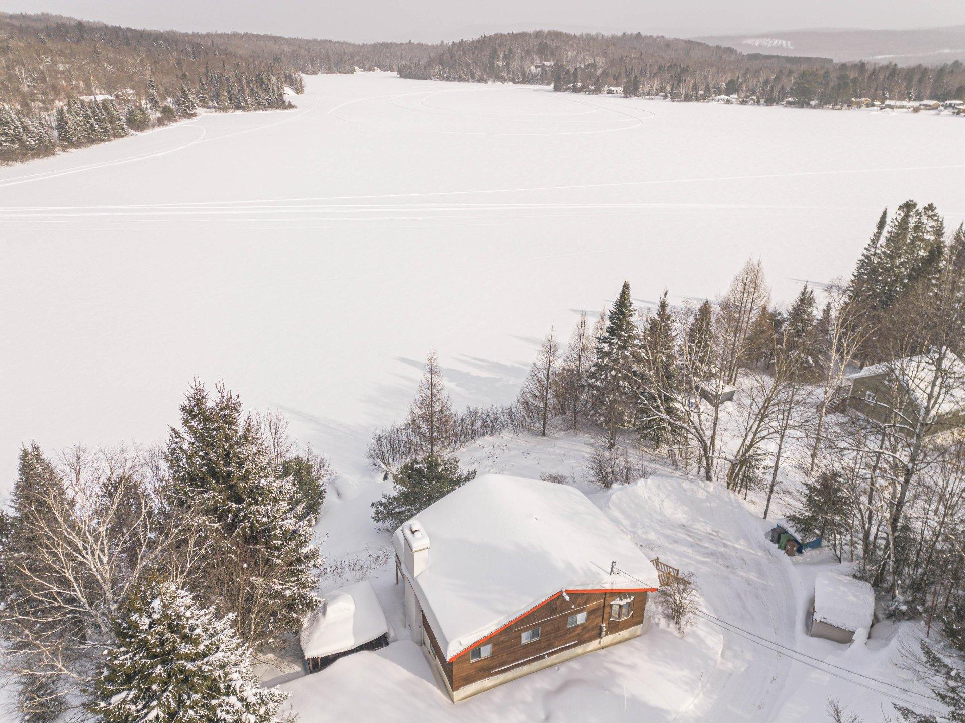 









254


Ch. du Lac-du-Gros-Brochet

,
L'Ascension,




QC
J0T1W0

