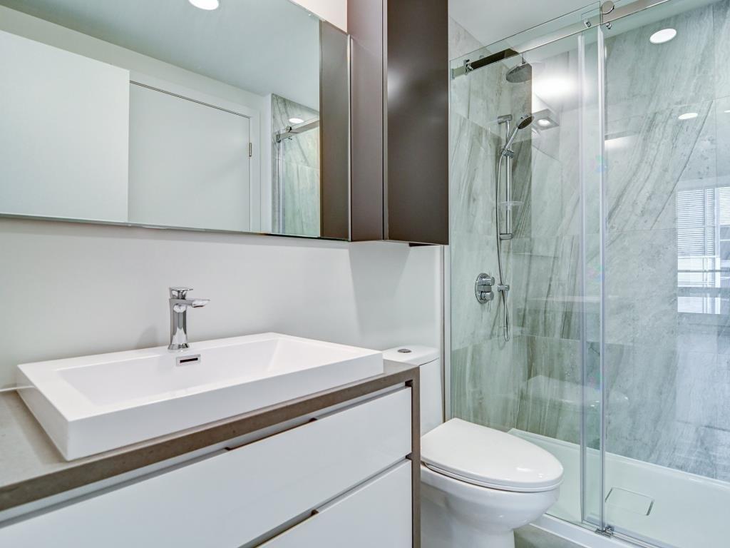 









1288


Rue St-Antoine O.

, 1609,
Montréal (Ville-Marie),




QC
H3C0X6

