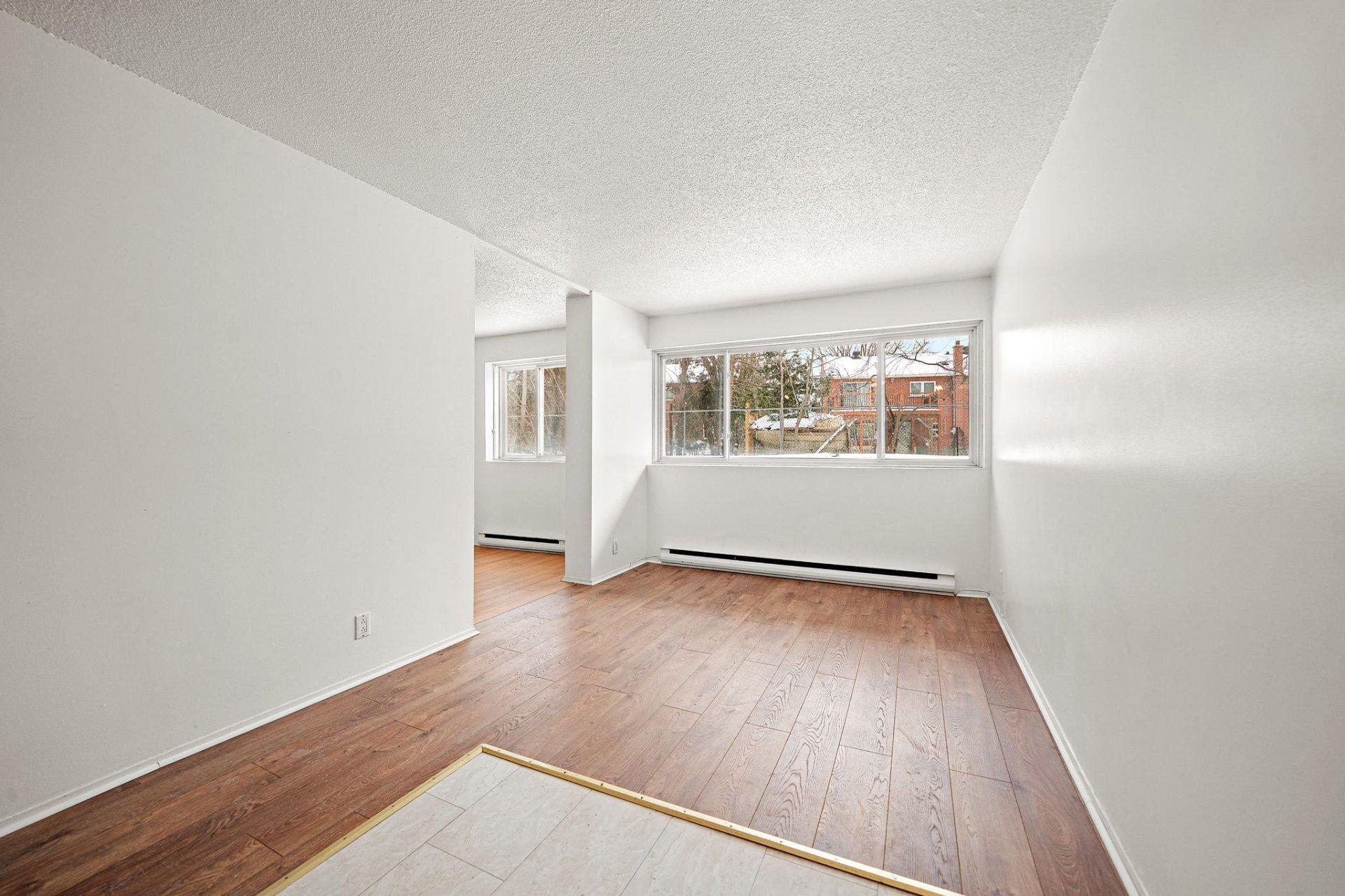 









11750


Boul. de Pierrefonds

, 106C,
Montréal (Pierrefonds-Roxboro),




QC
H9A2X3

