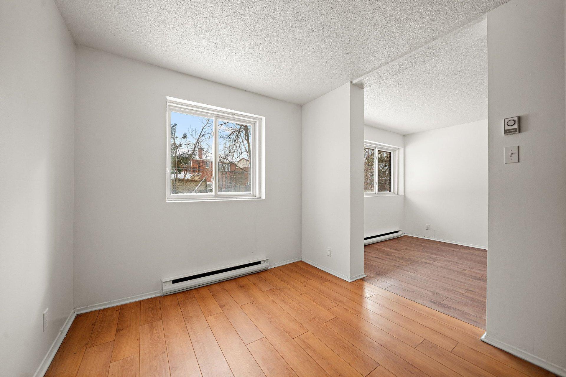 









11750


Boul. de Pierrefonds

, 106C,
Montréal (Pierrefonds-Roxboro),




QC
H9A2X3

