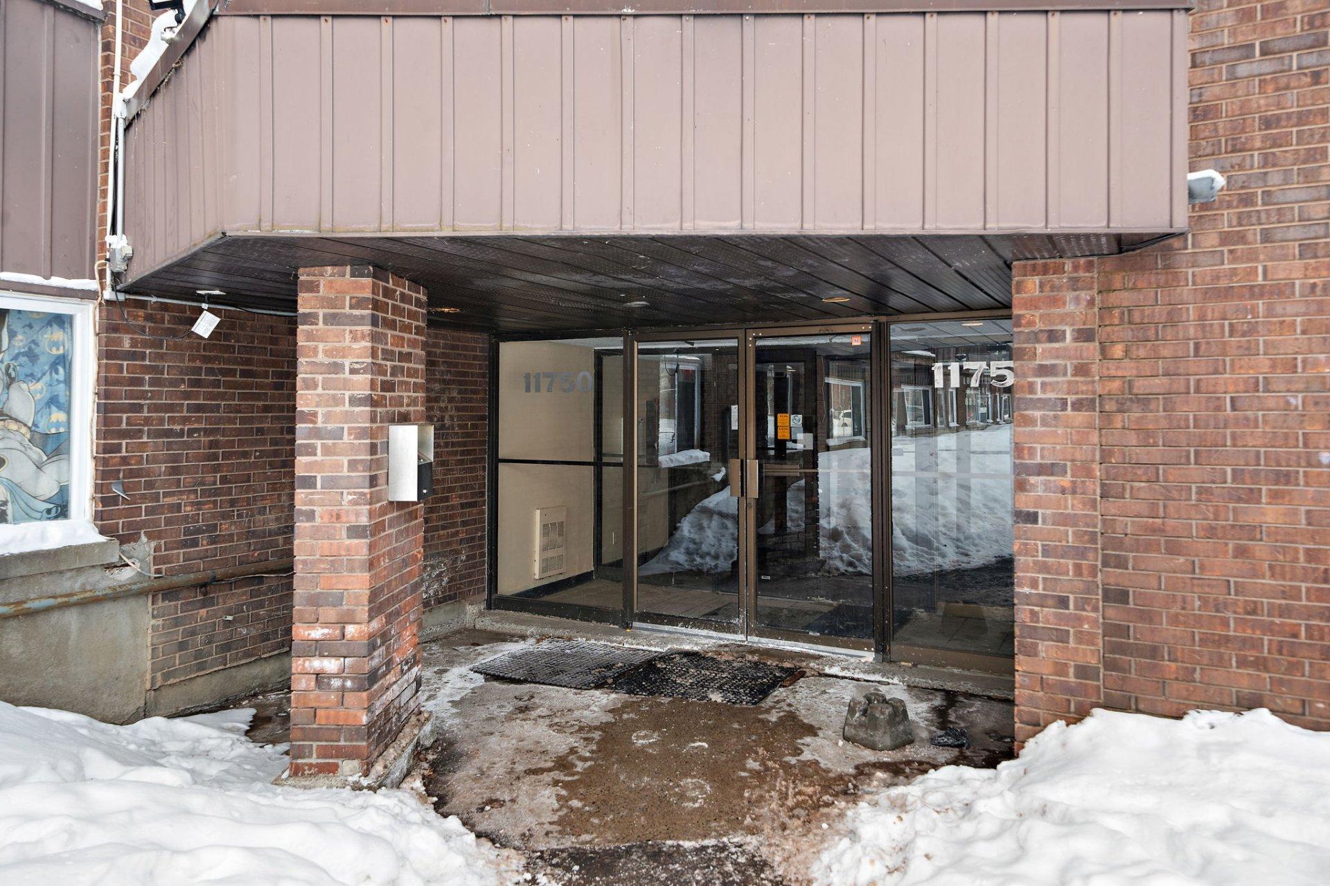 









11750


Boul. de Pierrefonds

, 403C,
Montréal (Pierrefonds-Roxboro),




QC
H9A2X3

