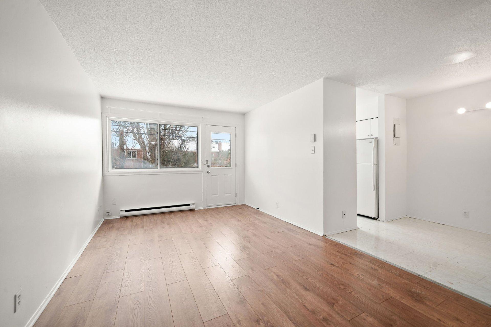 









11750


Boul. de Pierrefonds

, 208C,
Montréal (Pierrefonds-Roxboro),




QC
H9A2X3

