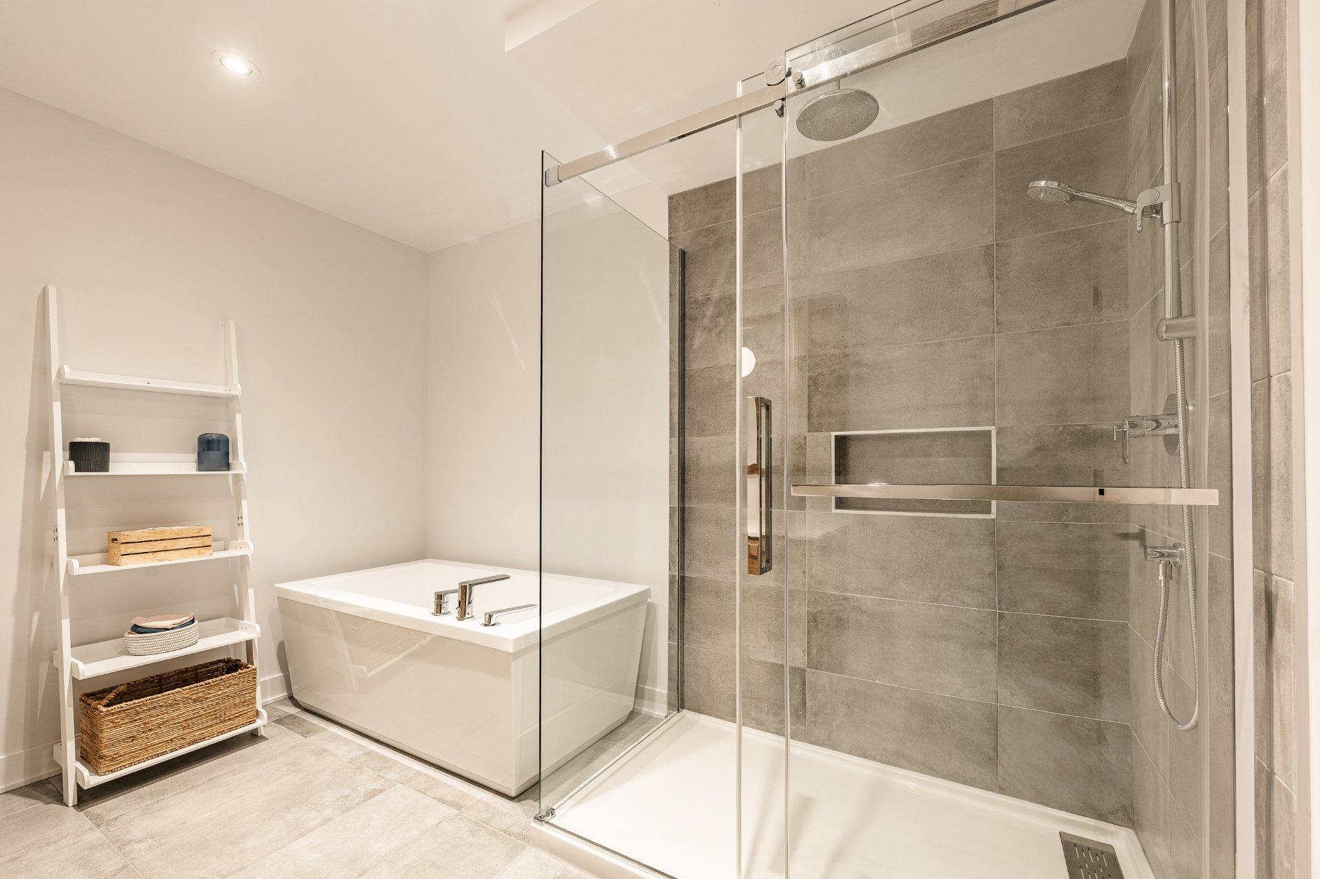 









10Z


Place Boulay

,
Saint-Basile-le-Grand,




QC
J3N0C6

