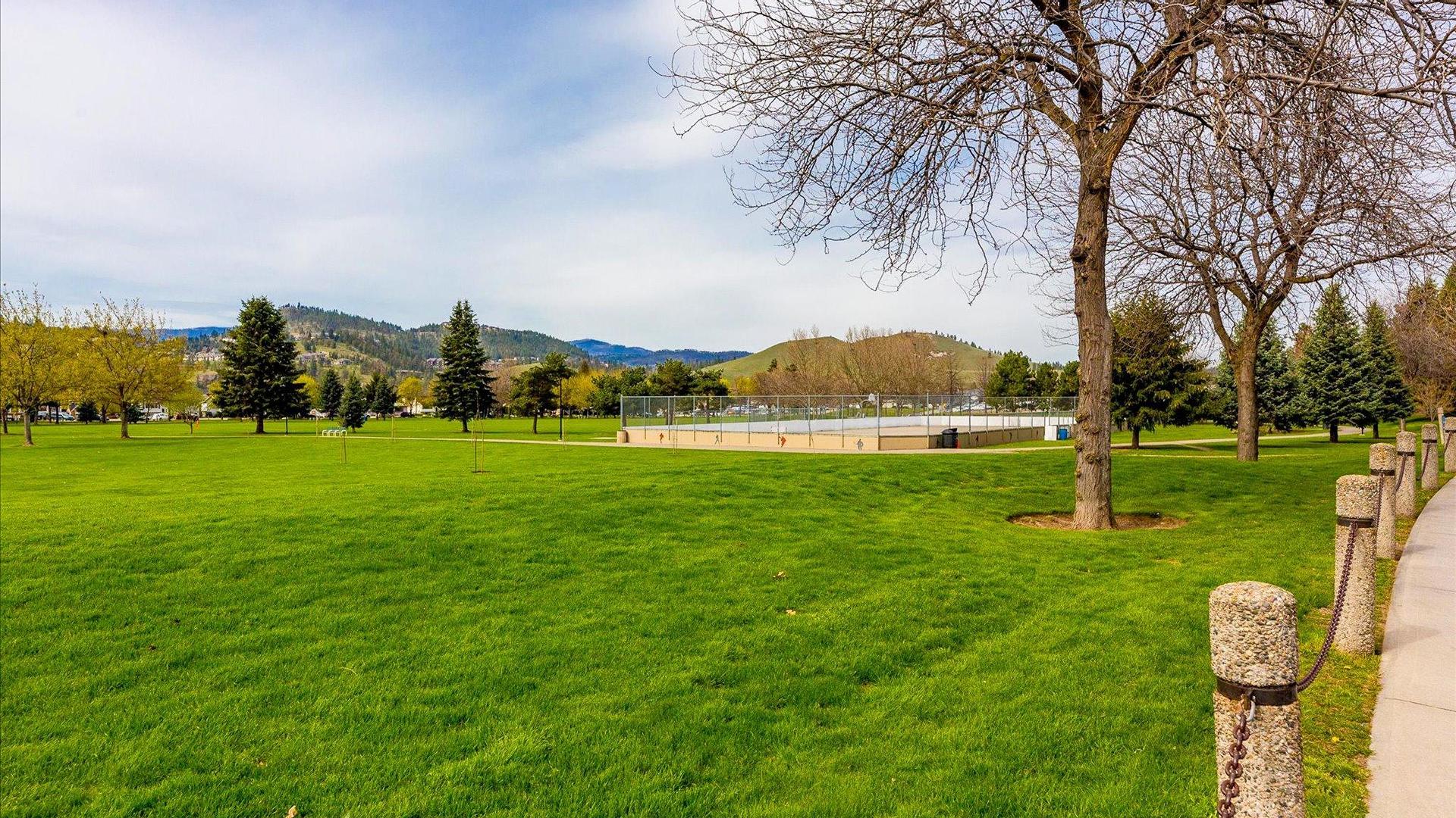 









395


Franklyn

Road, 108,
Kelowna,




BC
V1X 5X8

