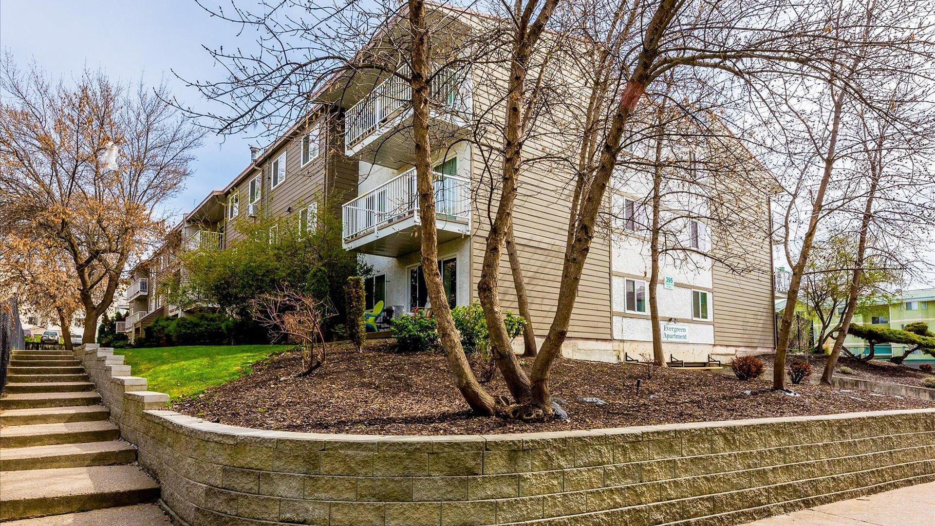 









395


Franklyn

Road, 108,
Kelowna,




BC
V1X 5X8

