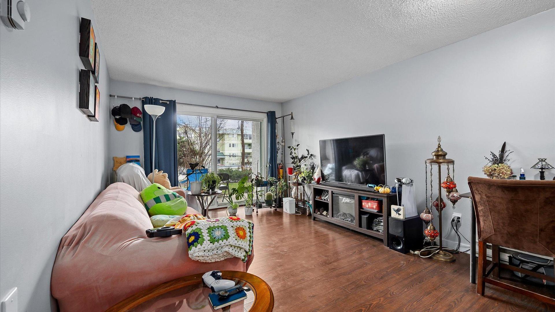 









395


Franklyn

Road, 108,
Kelowna,




BC
V1X 5X8

