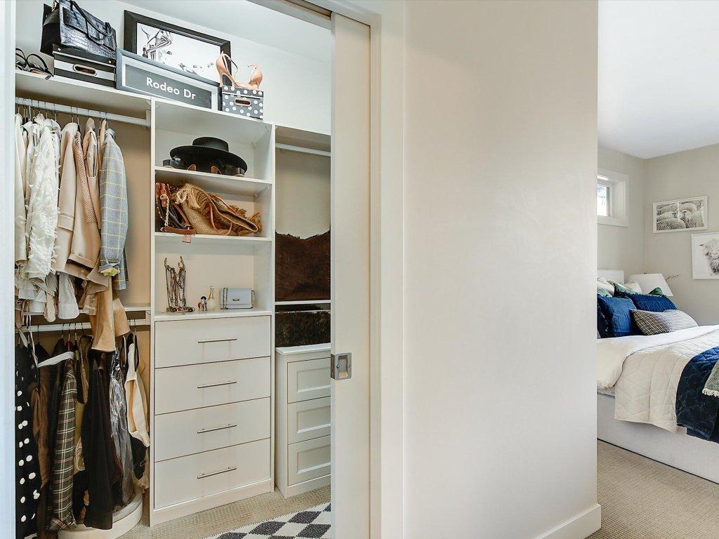 









1349


Rocky Point

Drive, 5,
Kelowna,




BC
V1V 0B5

