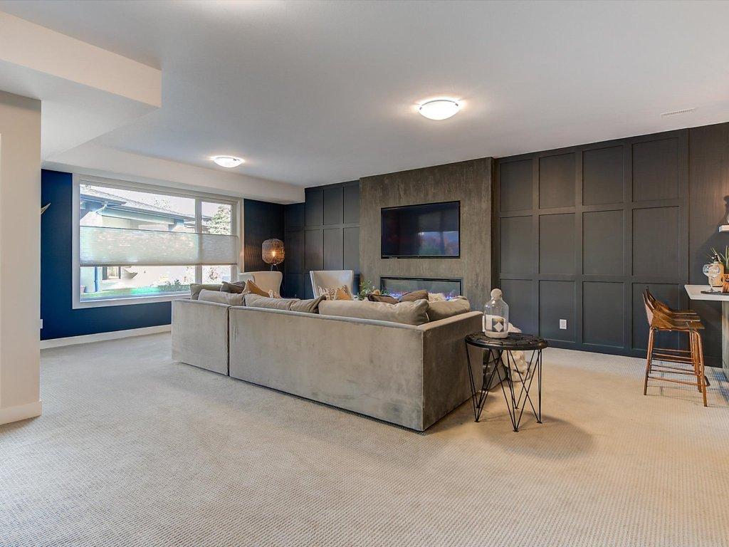 









1349


Rocky Point

Drive, 5,
Kelowna,




BC
V1V 0B5

