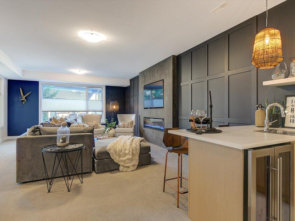 









1349


Rocky Point

Drive, 5,
Kelowna,




BC
V1V 0B5

