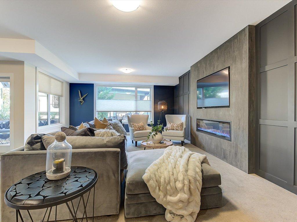 









1349


Rocky Point

Drive, 5,
Kelowna,




BC
V1V 0B5

