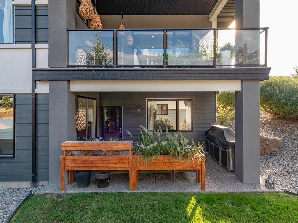 









1349


Rocky Point

Drive, 5,
Kelowna,




BC
V1V 0B5

