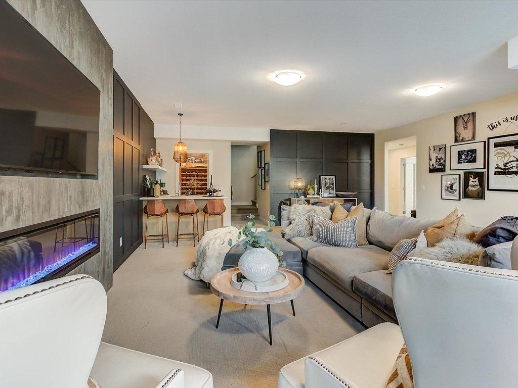 









1349


Rocky Point

Drive, 5,
Kelowna,




BC
V1V 0B5

