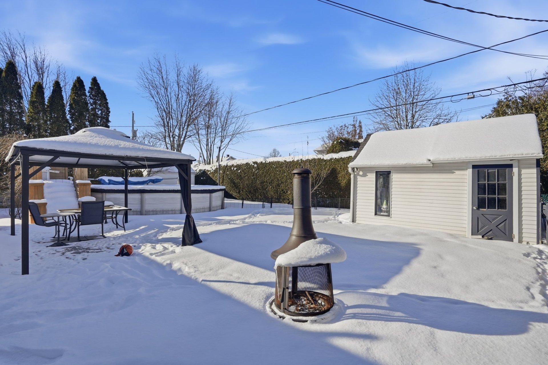 









1135


Rue Monat

,
Saint-Jean-sur-Richelieu,




QC
J2X4V5

