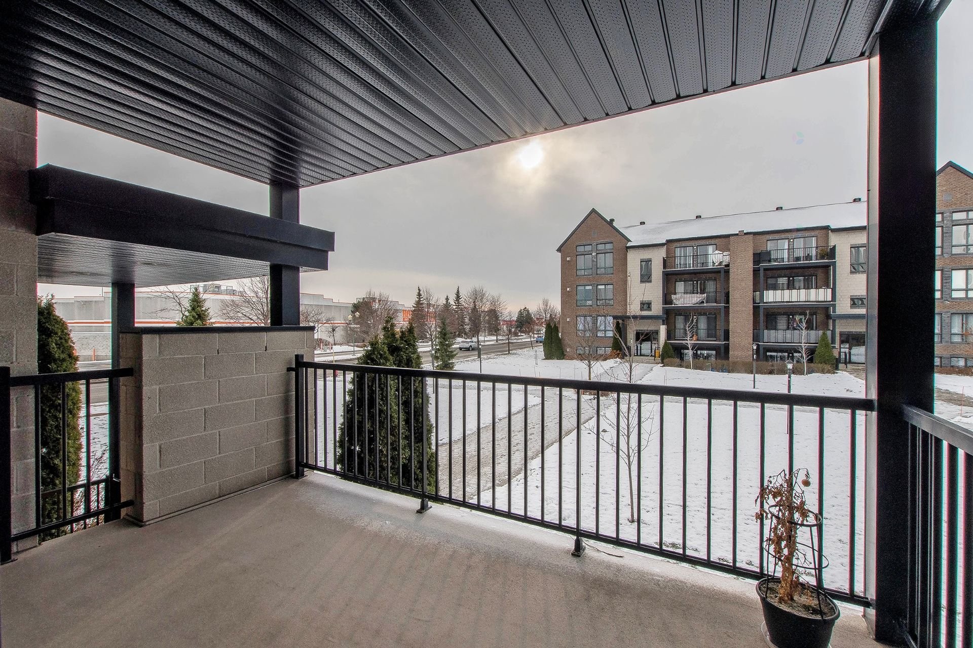 









691


Mtée des Pionniers

, 201,
Terrebonne (Lachenaie),




QC
J6V1T7

