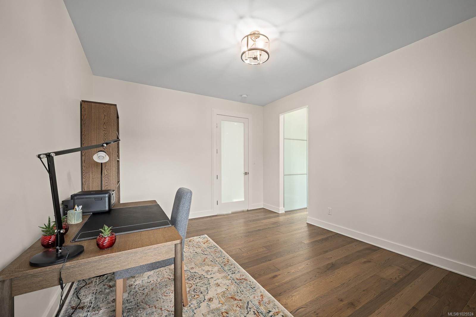 









3767


Maple

Lane,
Royston,




BC
V0R 2V0

