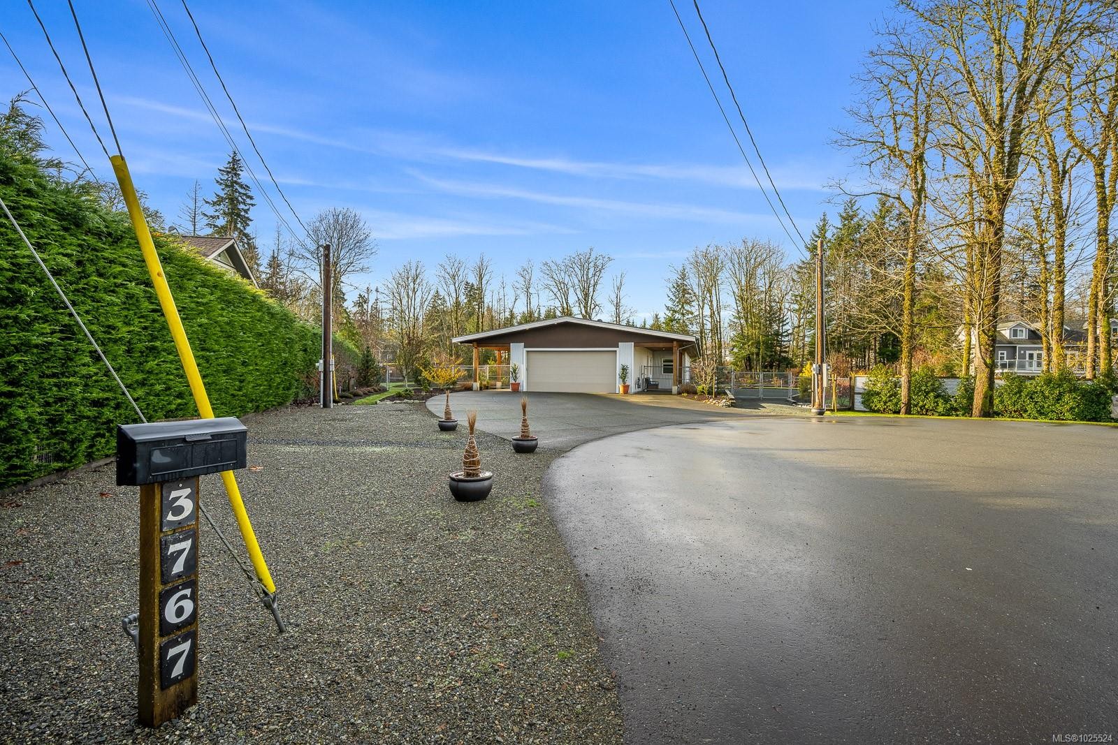 









3767


Maple

Lane,
Royston,




BC
V0R 2V0

