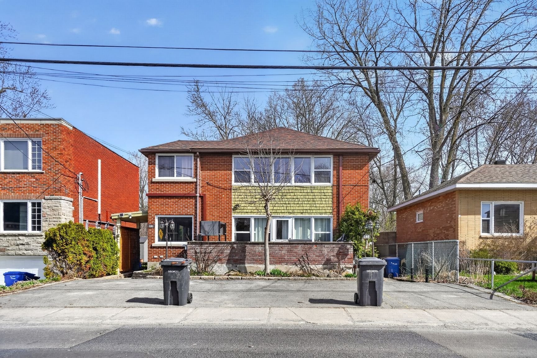 









189

 - 191


Boul. des Prairies

,
Laval (Laval-des-Rapides),




QC
H7N2T8


