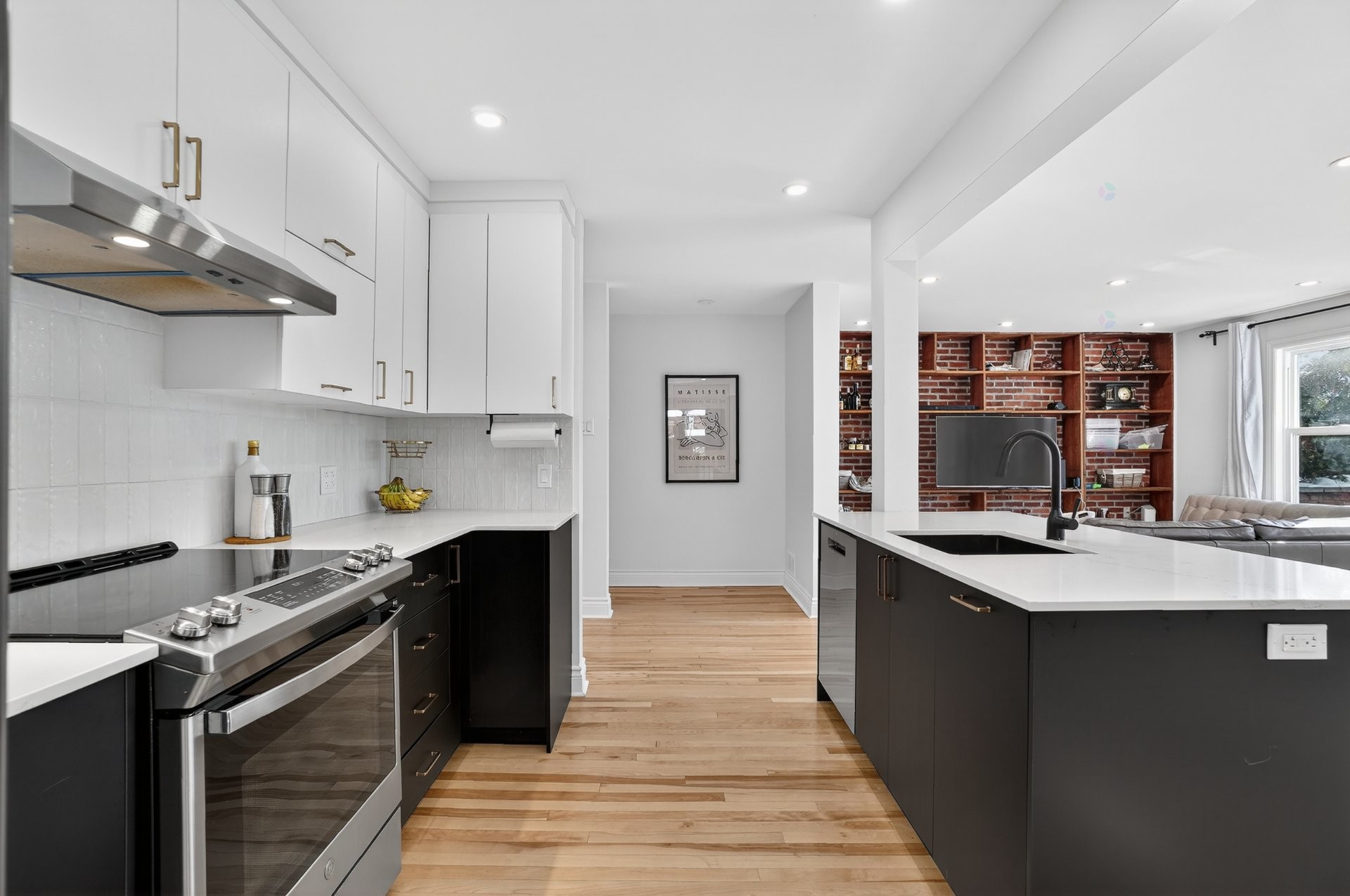 









189

 - 191


Boul. des Prairies

,
Laval (Laval-des-Rapides),




QC
H7N2T8

