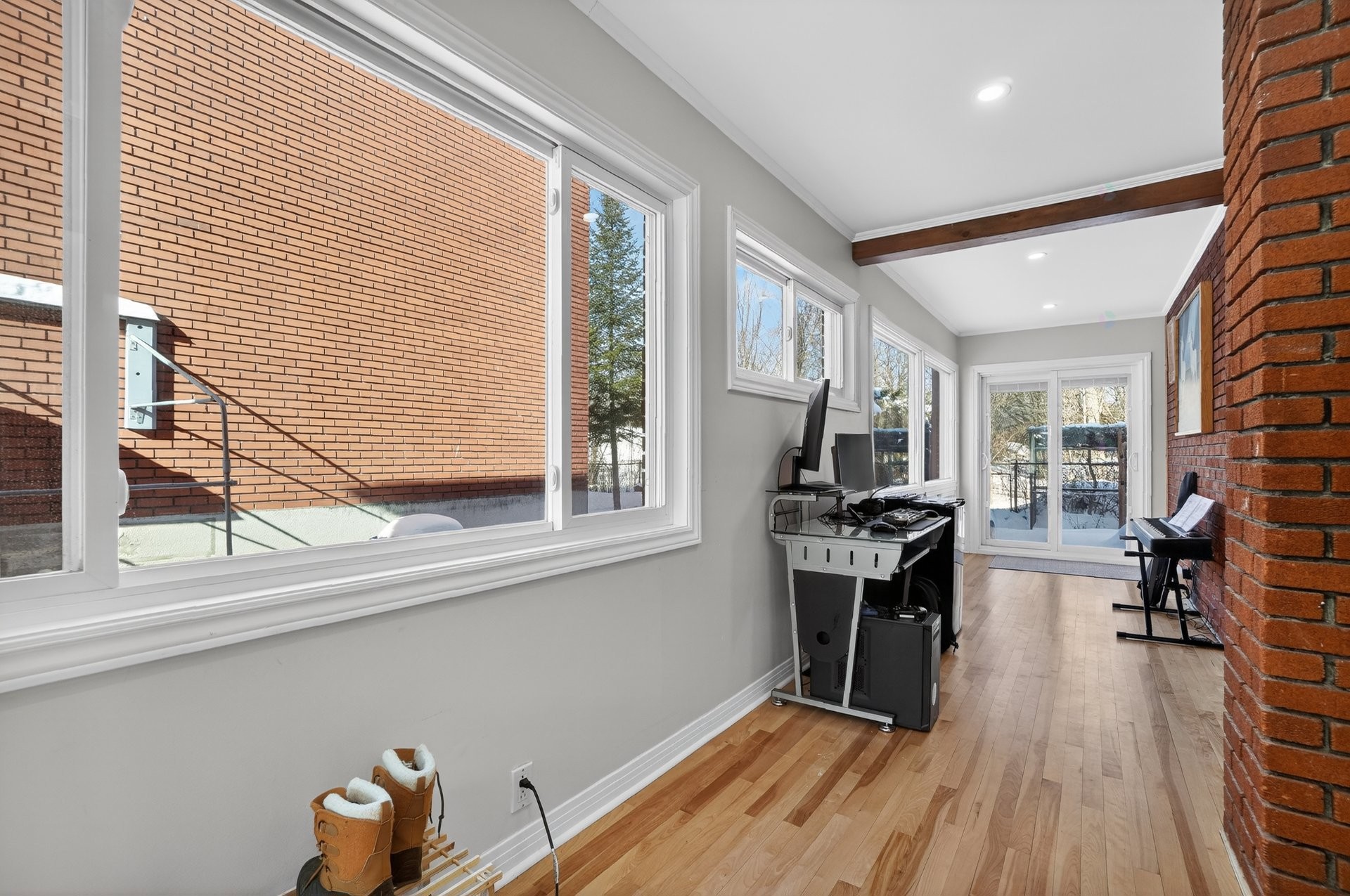 









189

 - 191


Boul. des Prairies

,
Laval (Laval-des-Rapides),




QC
H7N2T8

