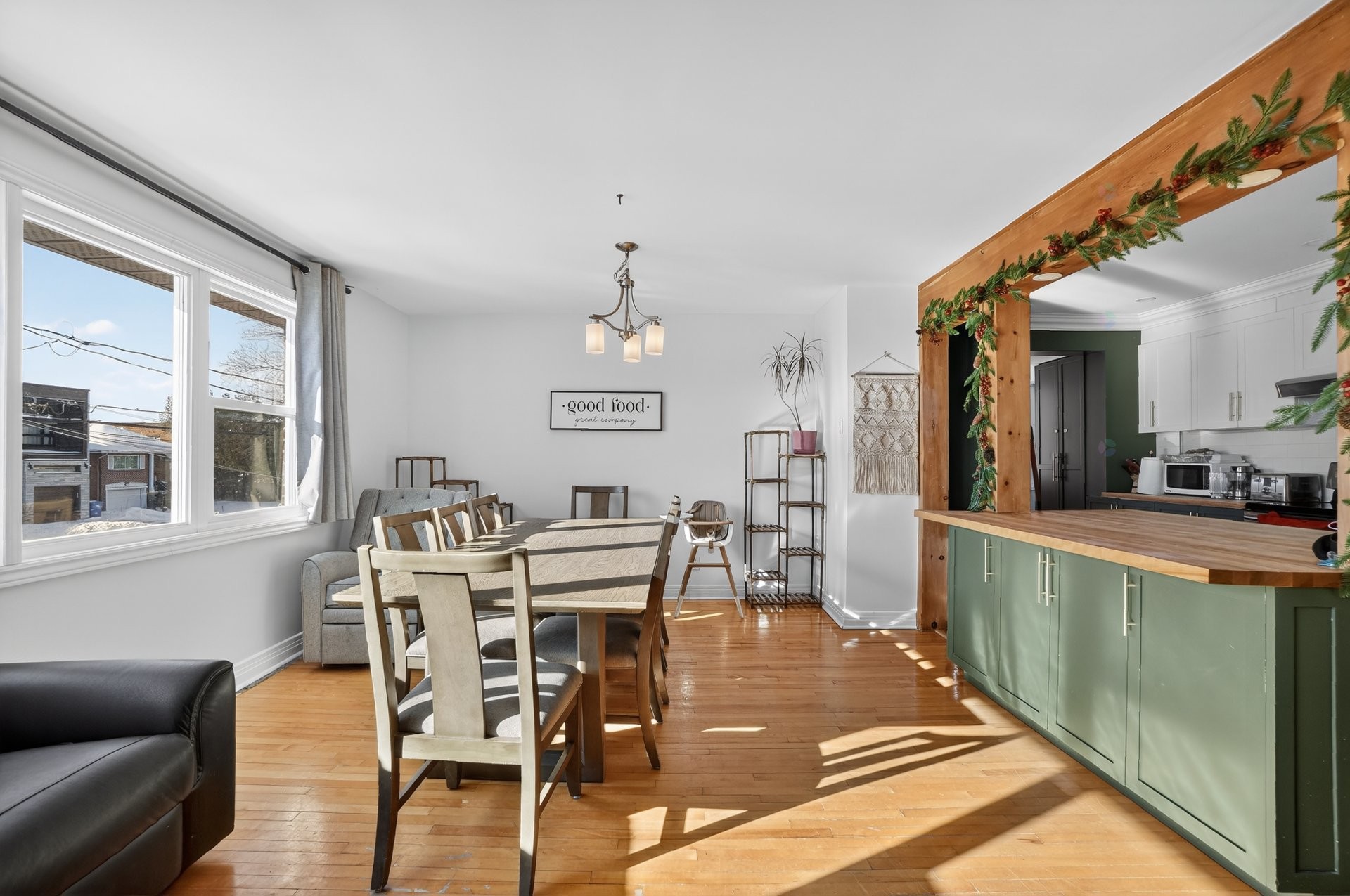 









189

 - 191


Boul. des Prairies

,
Laval (Laval-des-Rapides),




QC
H7N2T8

