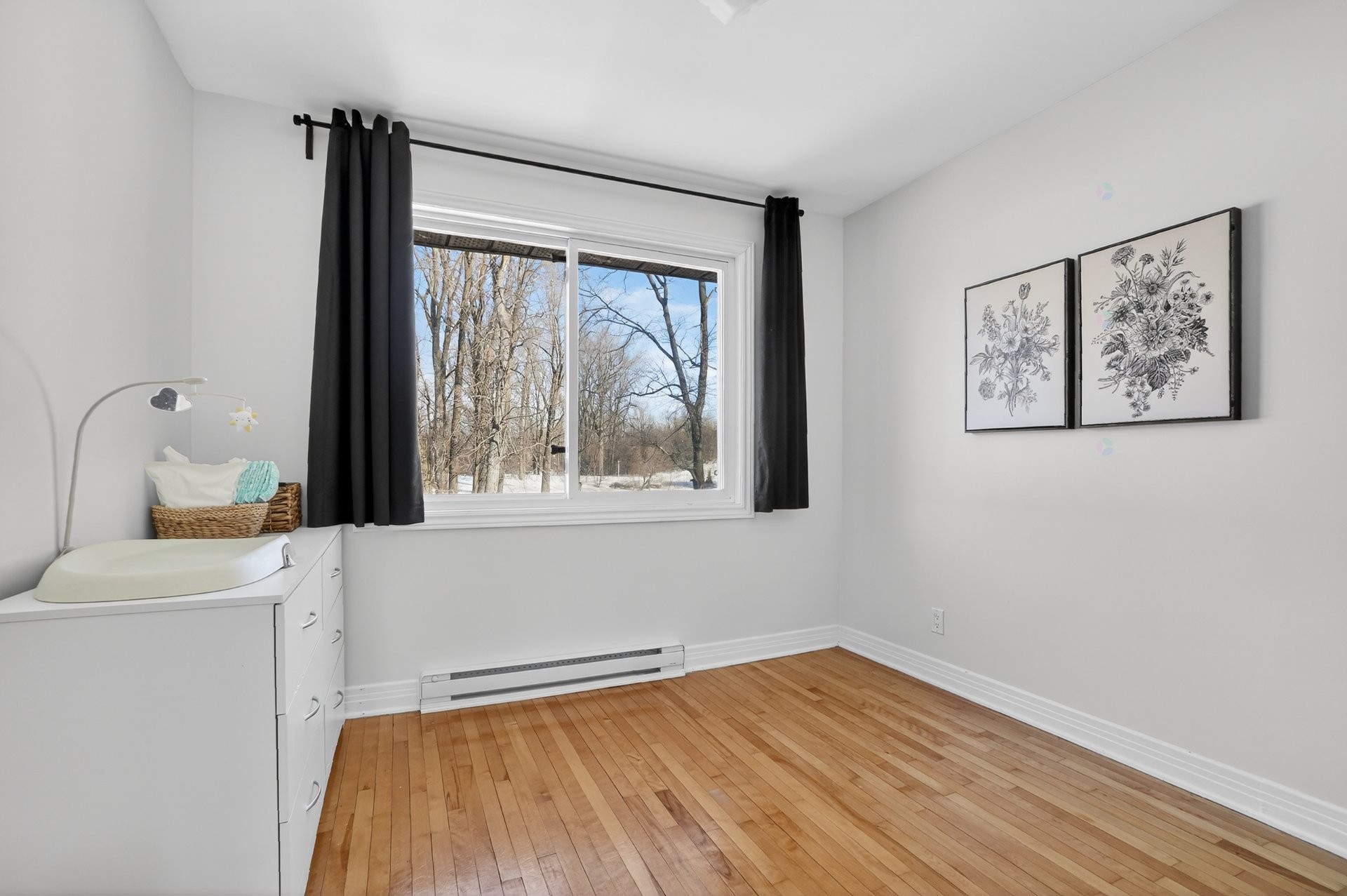 









189

 - 191


Boul. des Prairies

,
Laval (Laval-des-Rapides),




QC
H7N2T8

