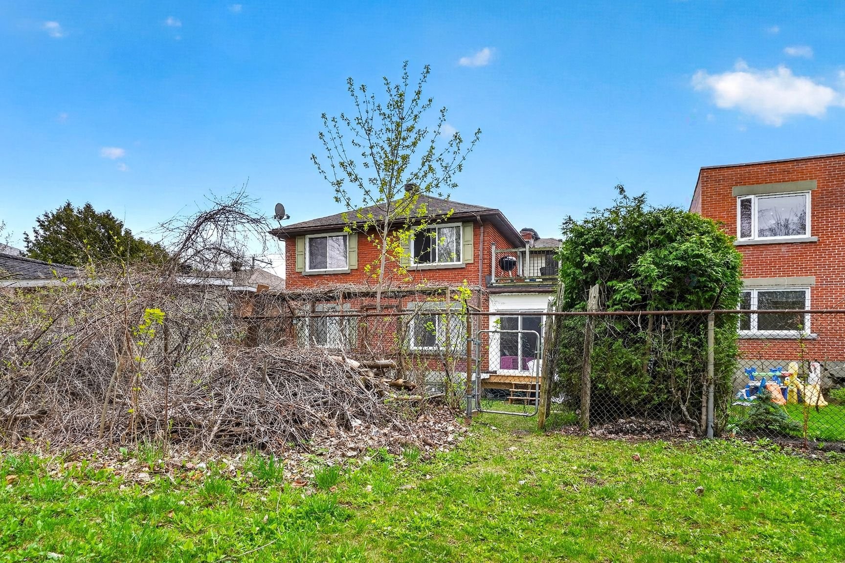 









189

 - 191


Boul. des Prairies

,
Laval (Laval-des-Rapides),




QC
H7N2T8

