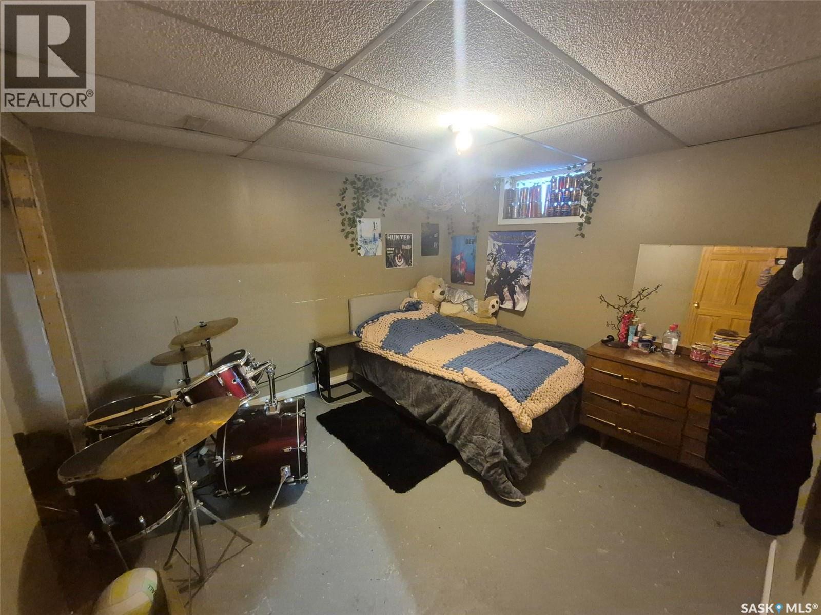 












236 1st STREET E

,
Leader,




Saskatchewan
S0N1H0

