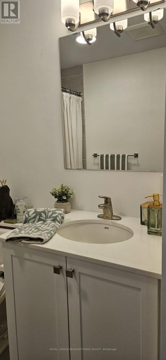 












204 - 19B WEST STREET N

,
Kawartha Lakes,




Ontario
K0M1N0

