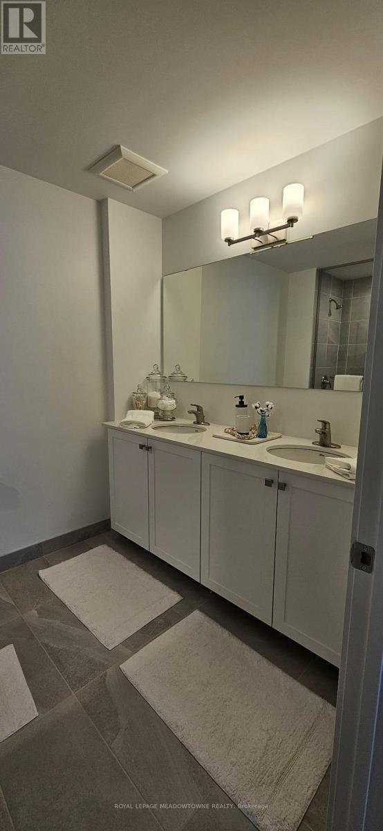 












204 - 19B WEST STREET N

,
Kawartha Lakes,




Ontario
K0M1N0

