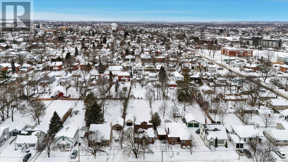 












322 DUFFERIN AVENUE

,
Belleville (Belleville Ward),




Ontario
K8N3X7

