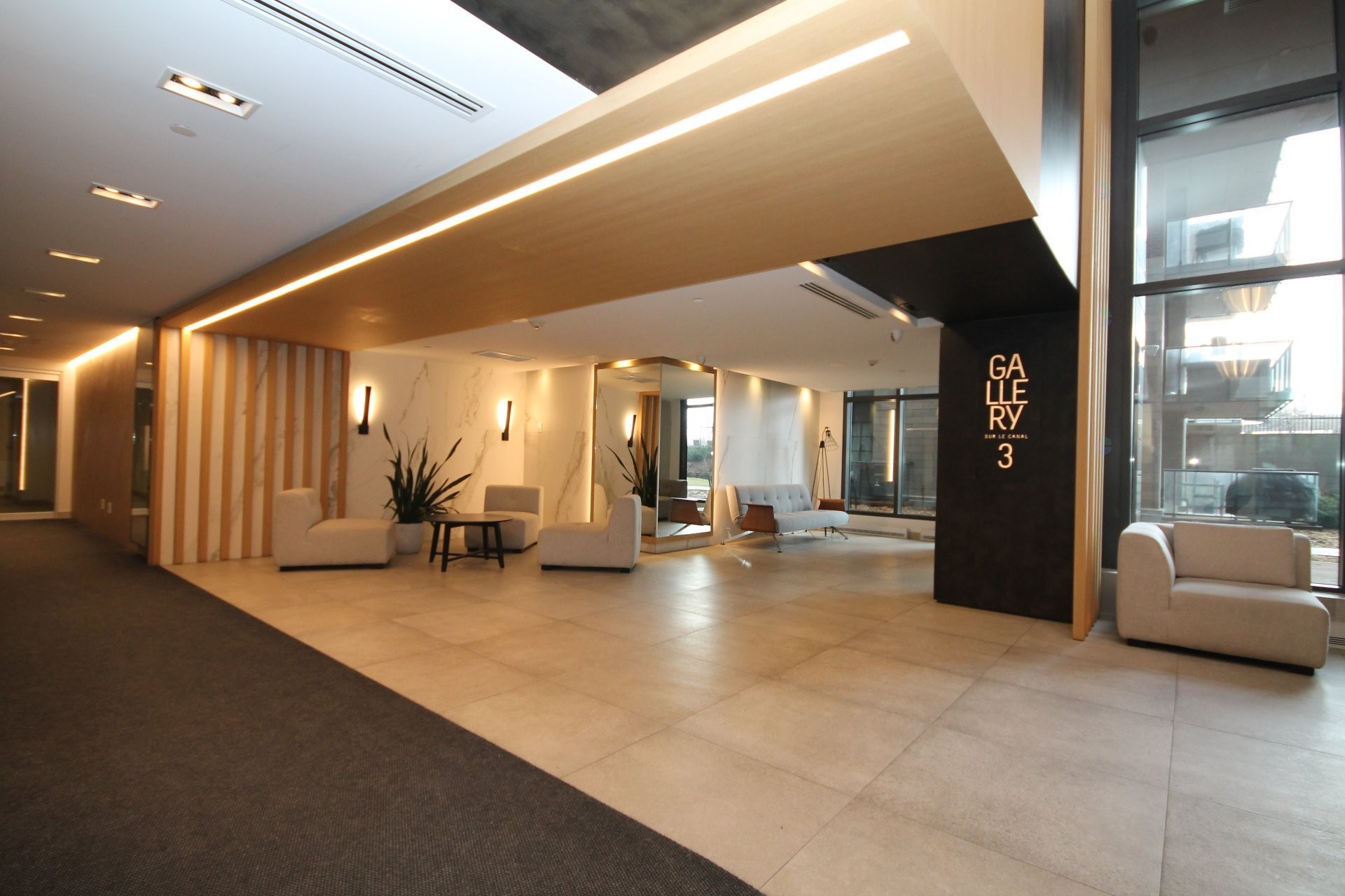 









1320


Rue Olier

, 813,
Montréal (Le Sud-Ouest),




QC
H3C0Y8

