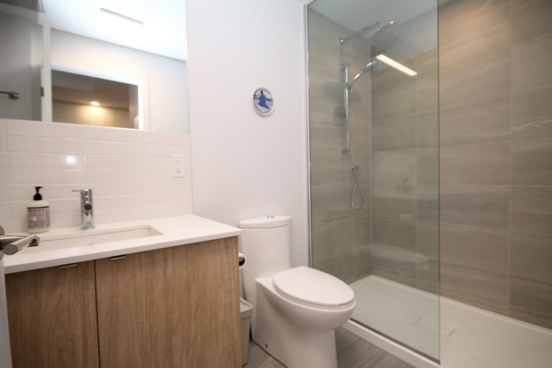 









1320


Rue Olier

, 813,
Montréal (Le Sud-Ouest),




QC
H3C0Y8

