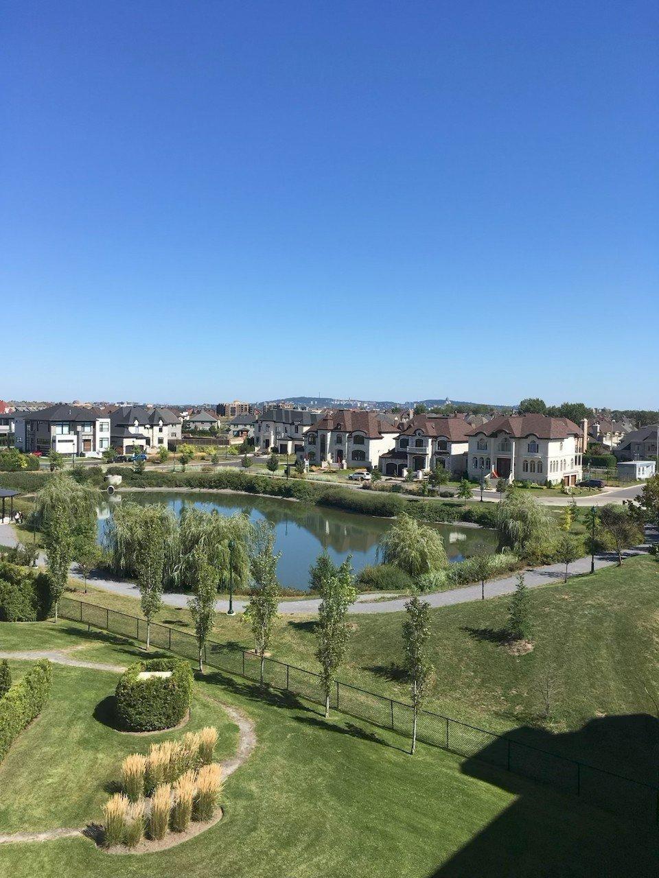 









4625

 - 406


Av. Félix-Leclerc

,
Montréal (Saint-Laurent),




QC
H4R3J3

