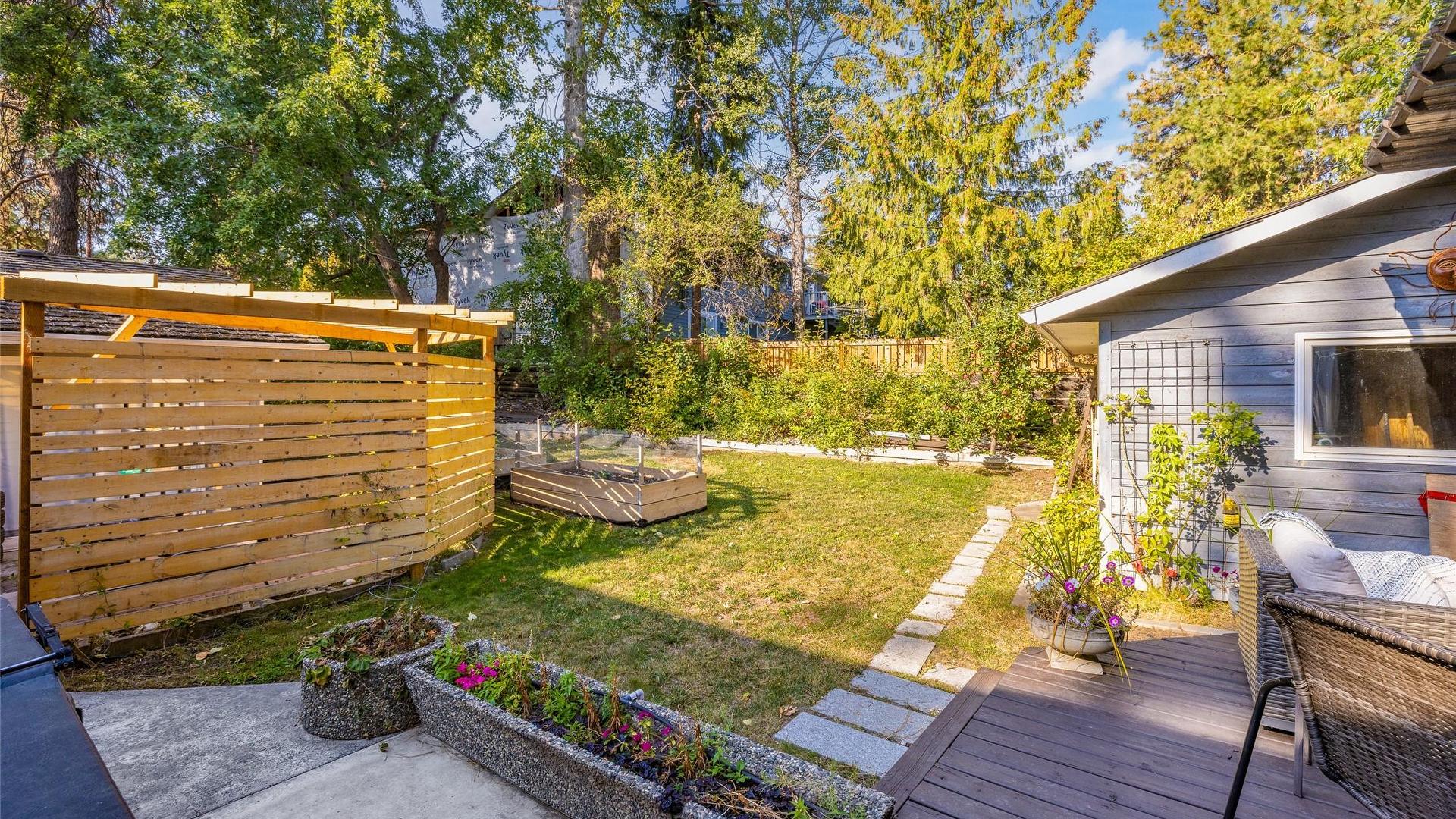









1988


Abel

Street,
West Kelowna,




BC
V1Z 3C9

