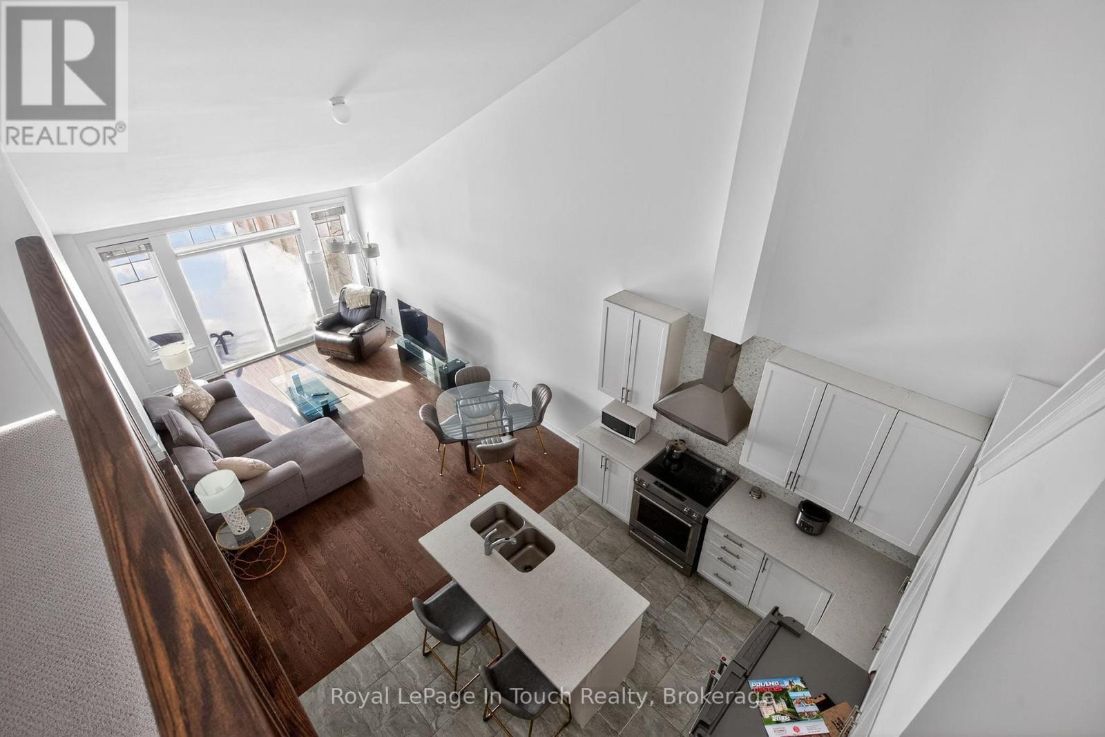 












635 BAYPORT BOULEVARD

,
Midland,




Ontario
L4R5H6

