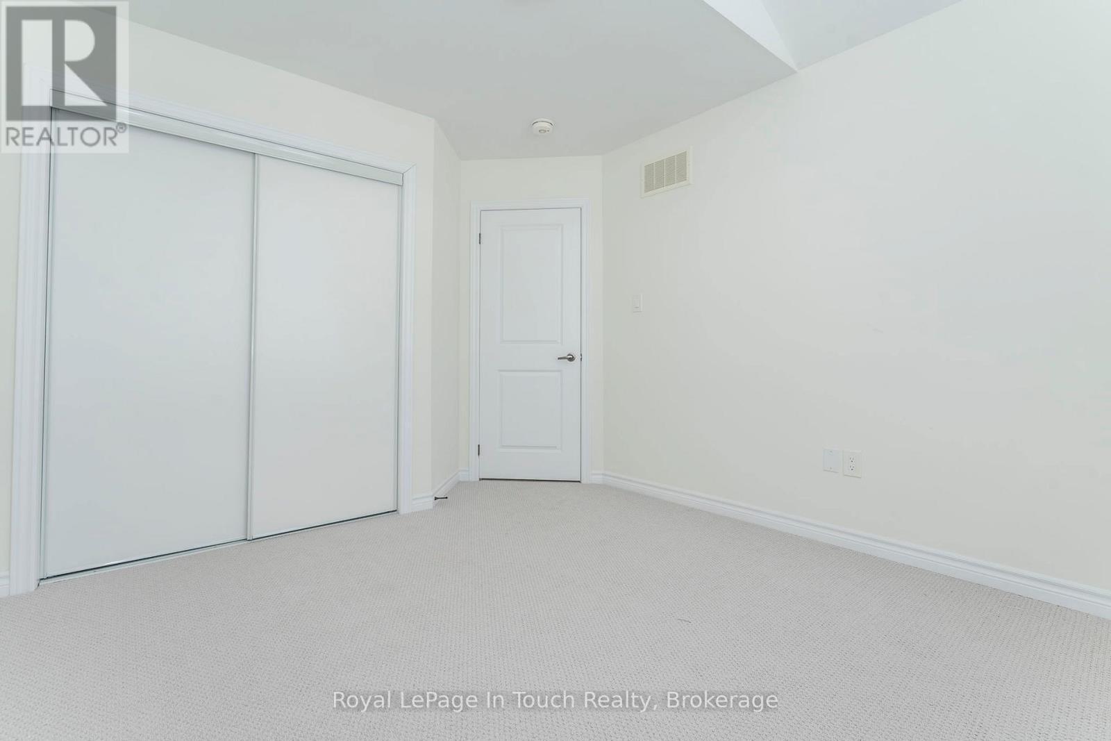 












635 BAYPORT BOULEVARD

,
Midland,




Ontario
L4R5H6

