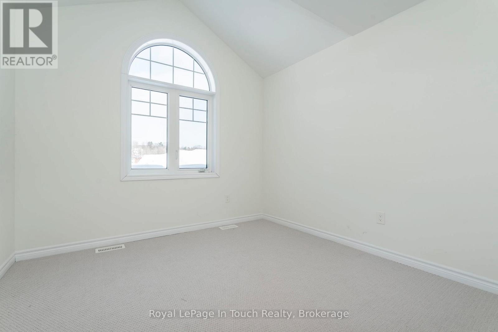 












635 BAYPORT BOULEVARD

,
Midland,




Ontario
L4R5H6

