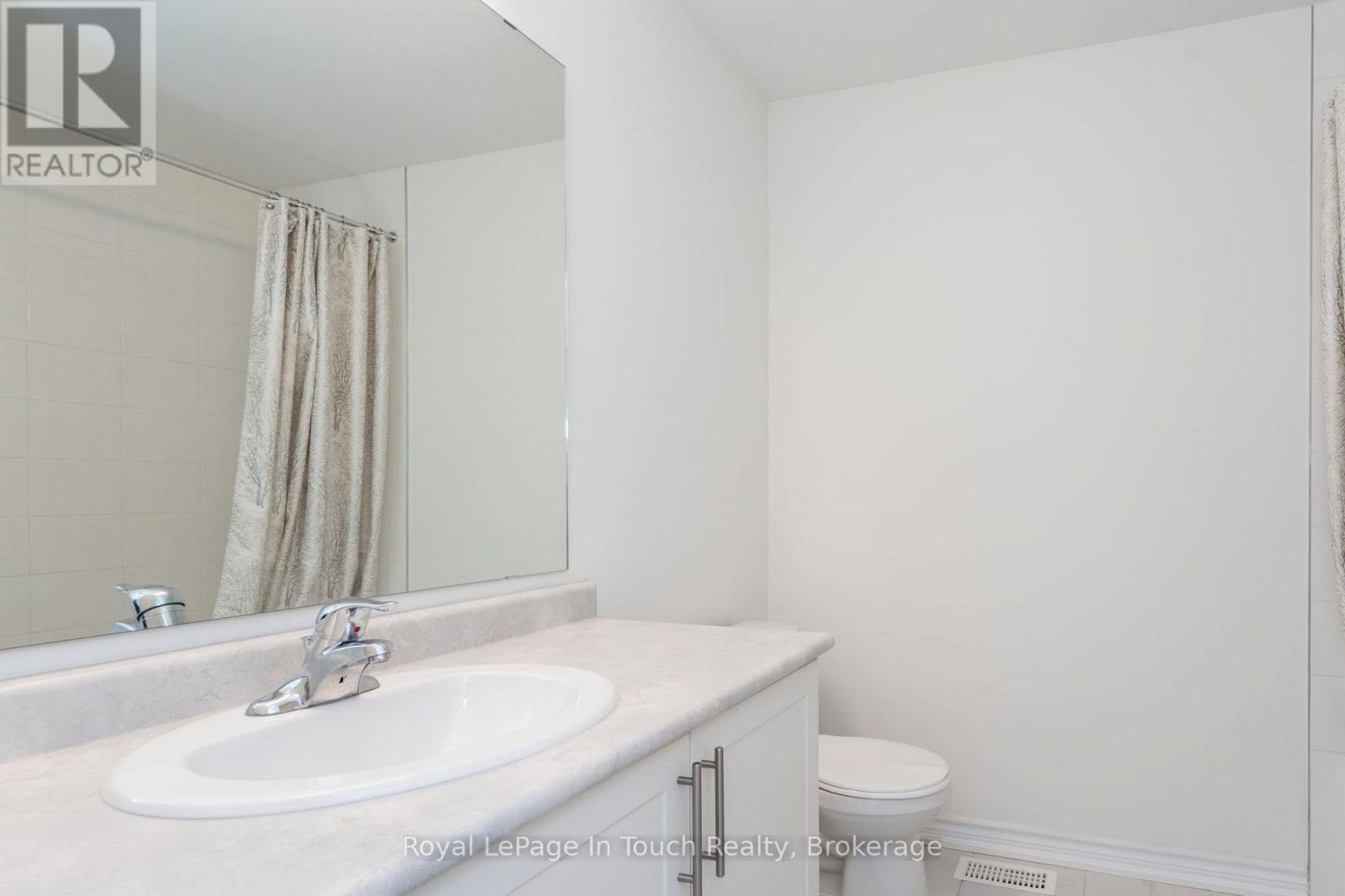 












635 BAYPORT BOULEVARD

,
Midland,




Ontario
L4R5H6

