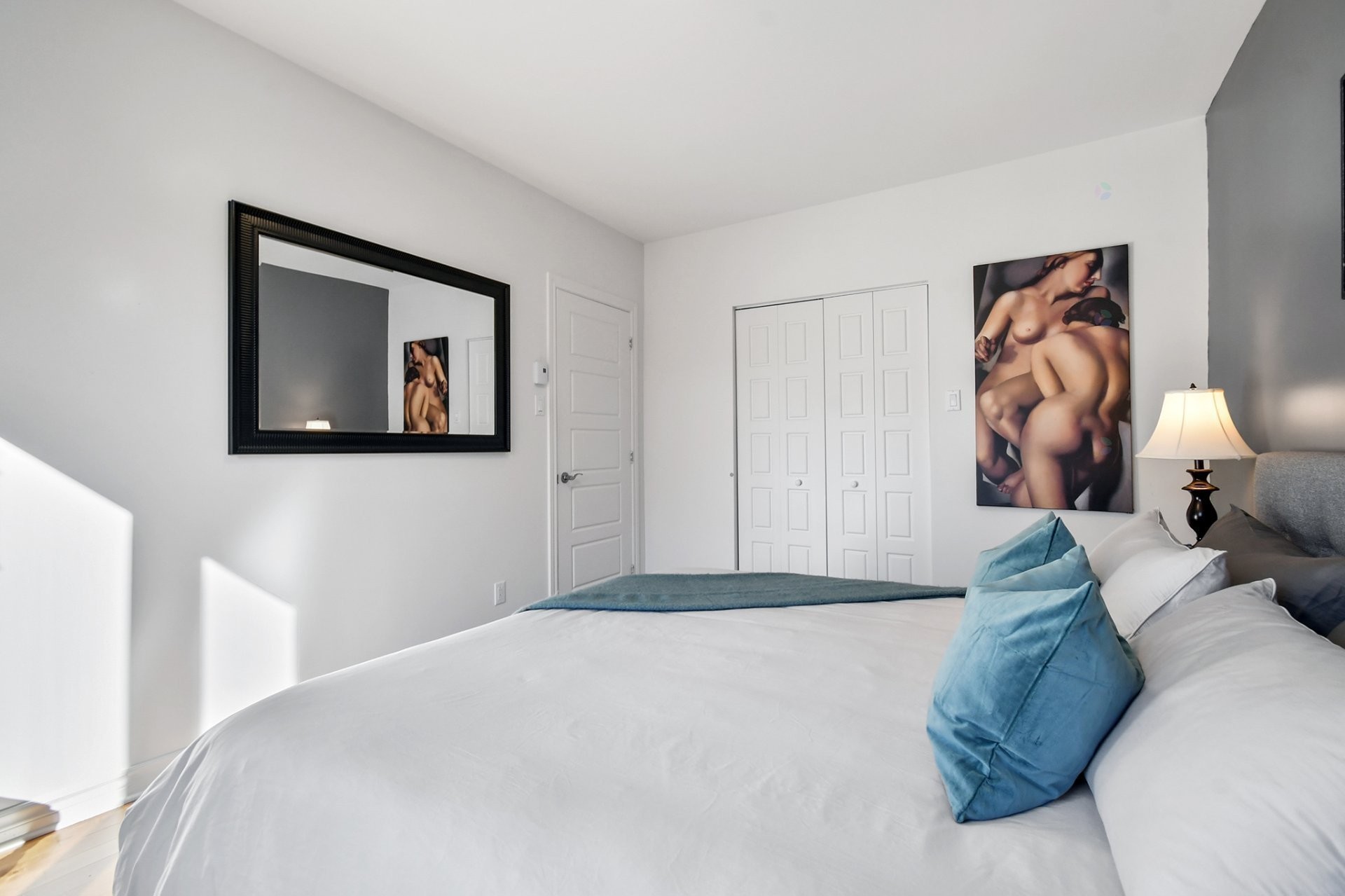 









9453


Rue Parthenais

,
Montréal (Villeray/Saint-Michel/Parc-Extension),




QC
H1Z2N8

