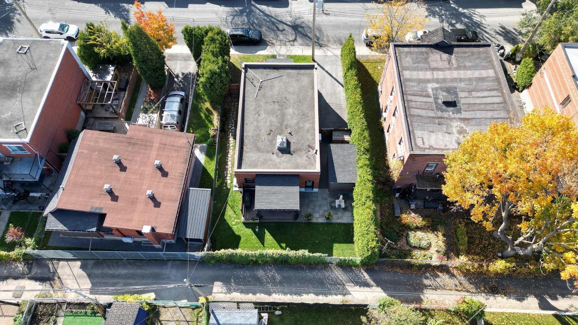 









9453


Rue Parthenais

,
Montréal (Villeray/Saint-Michel/Parc-Extension),




QC
H1Z2N8

