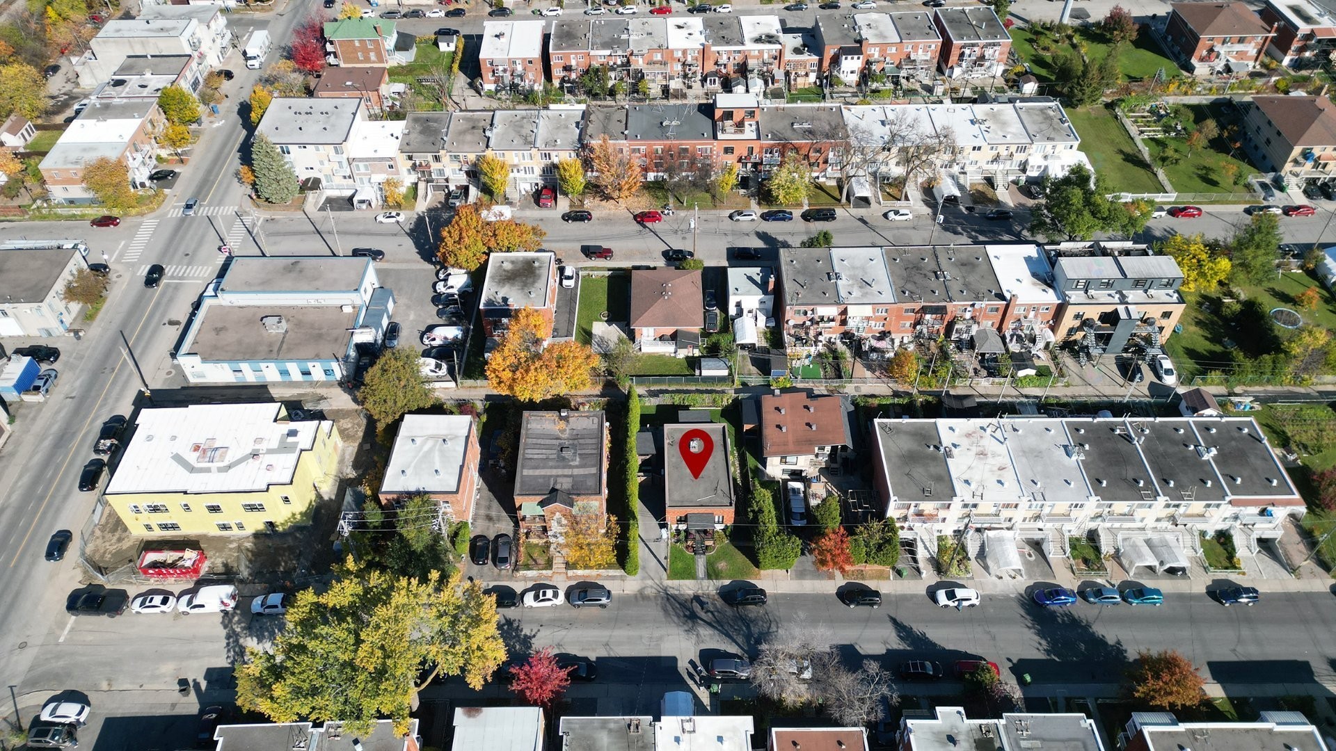 









9453


Rue Parthenais

,
Montréal (Villeray/Saint-Michel/Parc-Extension),




QC
H1Z2N8

