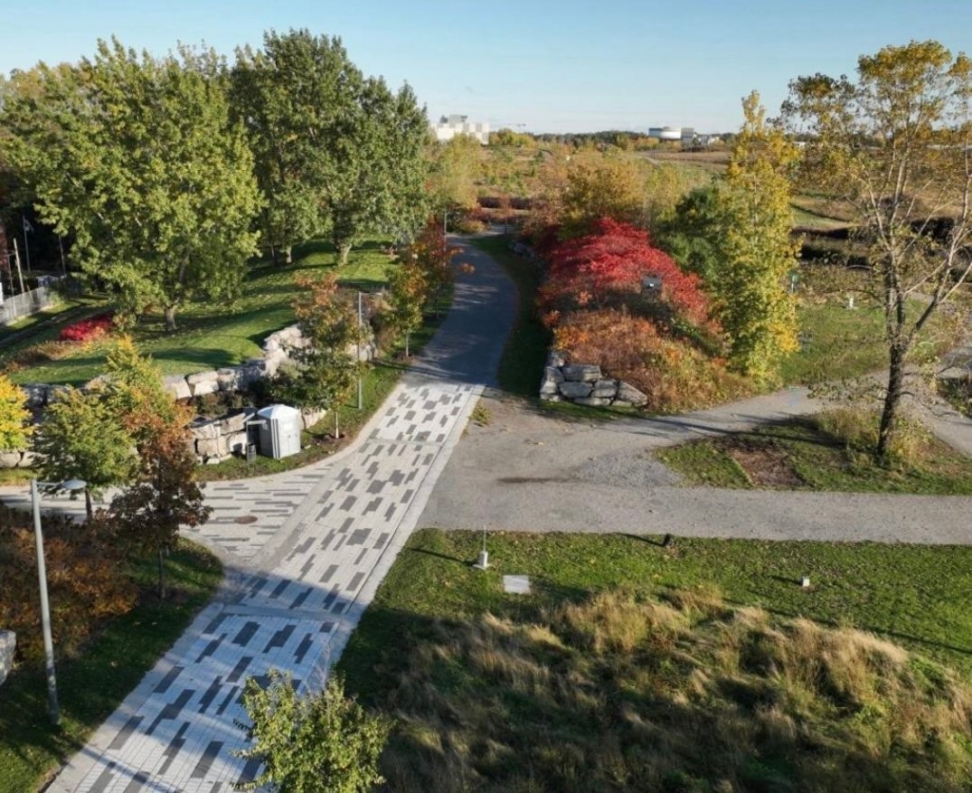 









9453


Rue Parthenais

,
Montréal (Villeray/Saint-Michel/Parc-Extension),




QC
H1Z2N8

