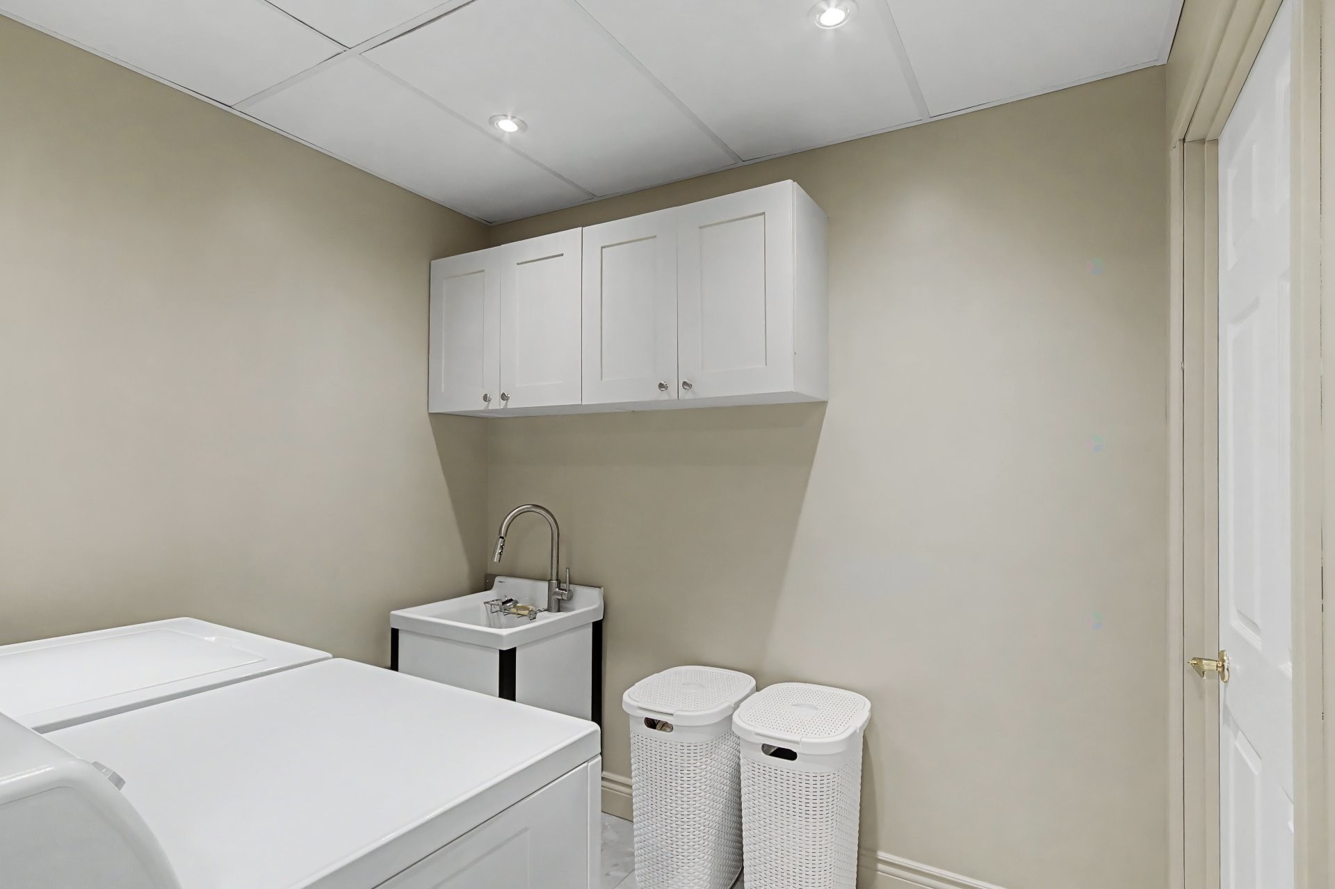 









519


Rue Chapleau

,
Saint-Bruno-de-Montarville,




QC
J3V6C7

