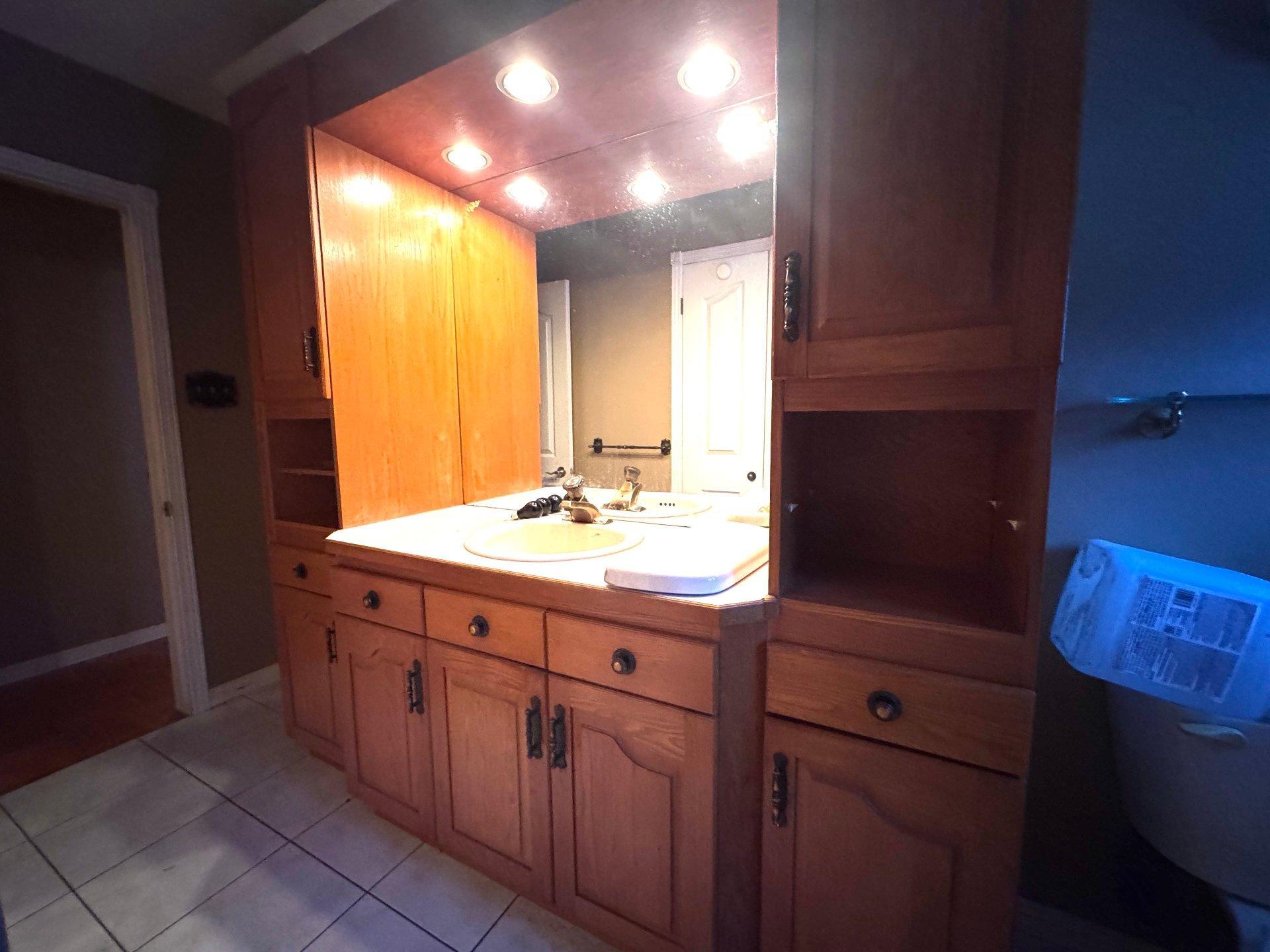 









107


Rue Lombard

,
Gatineau (Masson-Angers),




QC
J8M1E4

