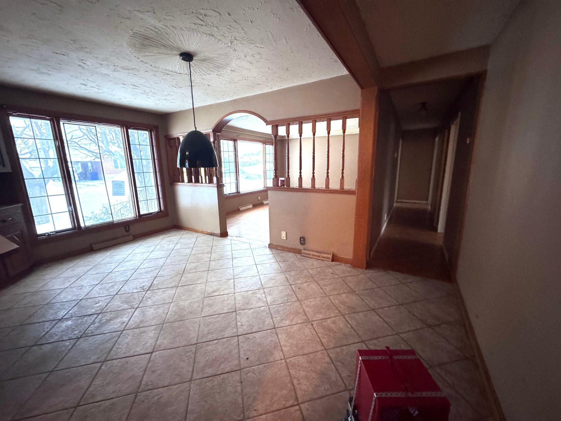 









107


Rue Lombard

,
Gatineau (Masson-Angers),




QC
J8M1E4

