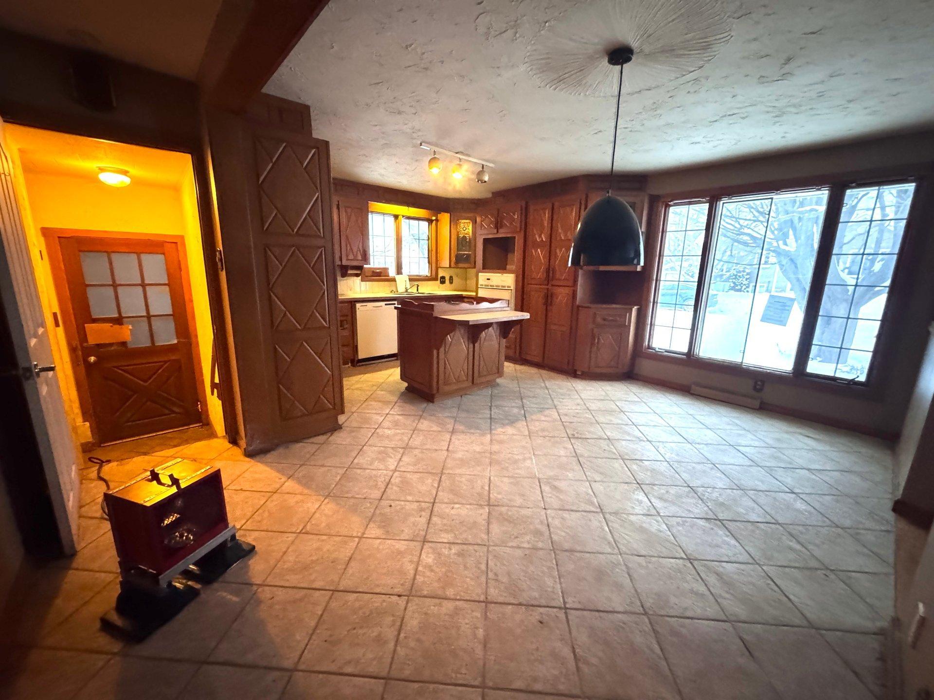 









107


Rue Lombard

,
Gatineau (Masson-Angers),




QC
J8M1E4

