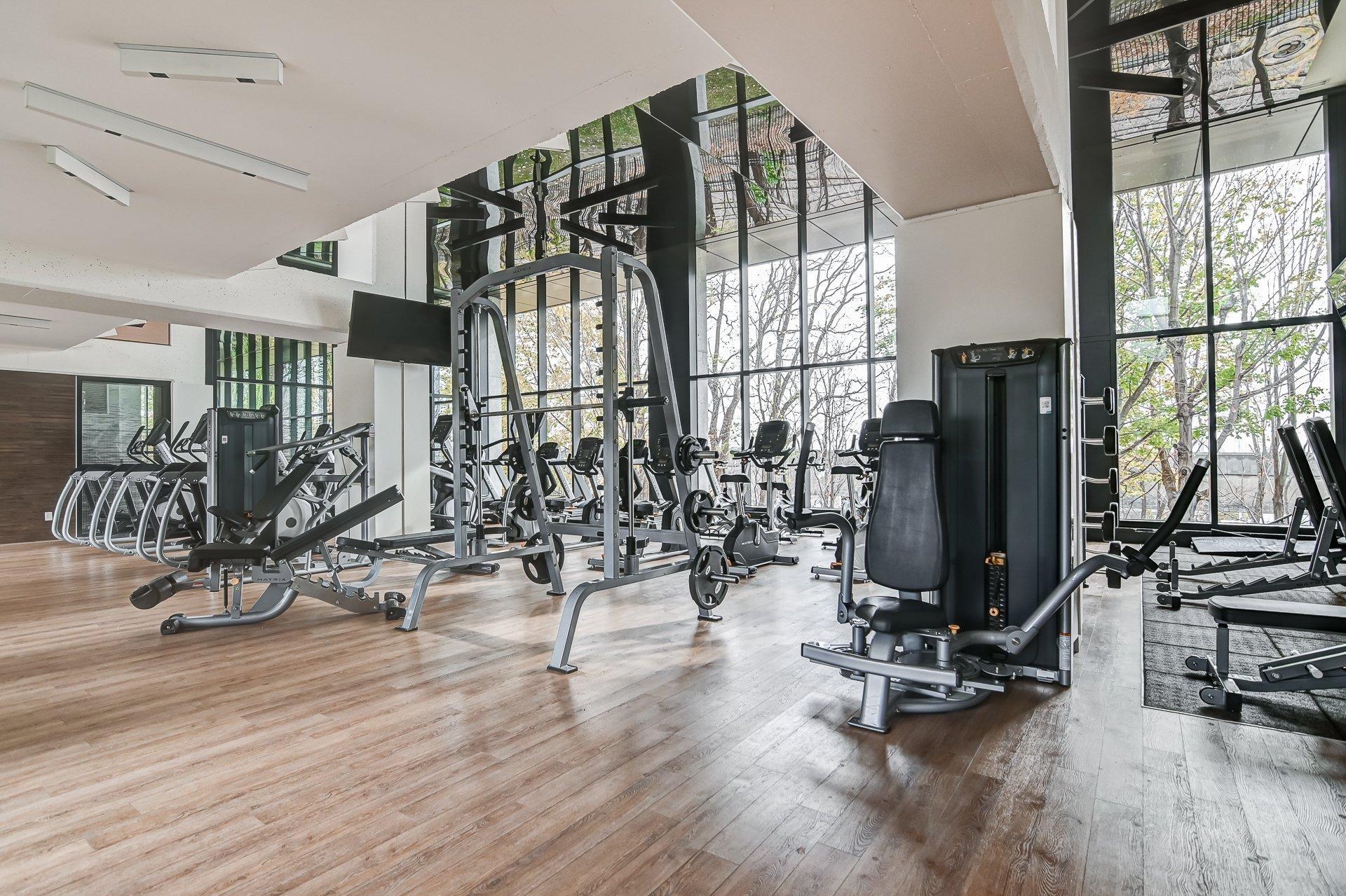 









2020


Boul. René-Lévesque O.

, 912,
Montréal (Ville-Marie),




QC
H3H0B4

