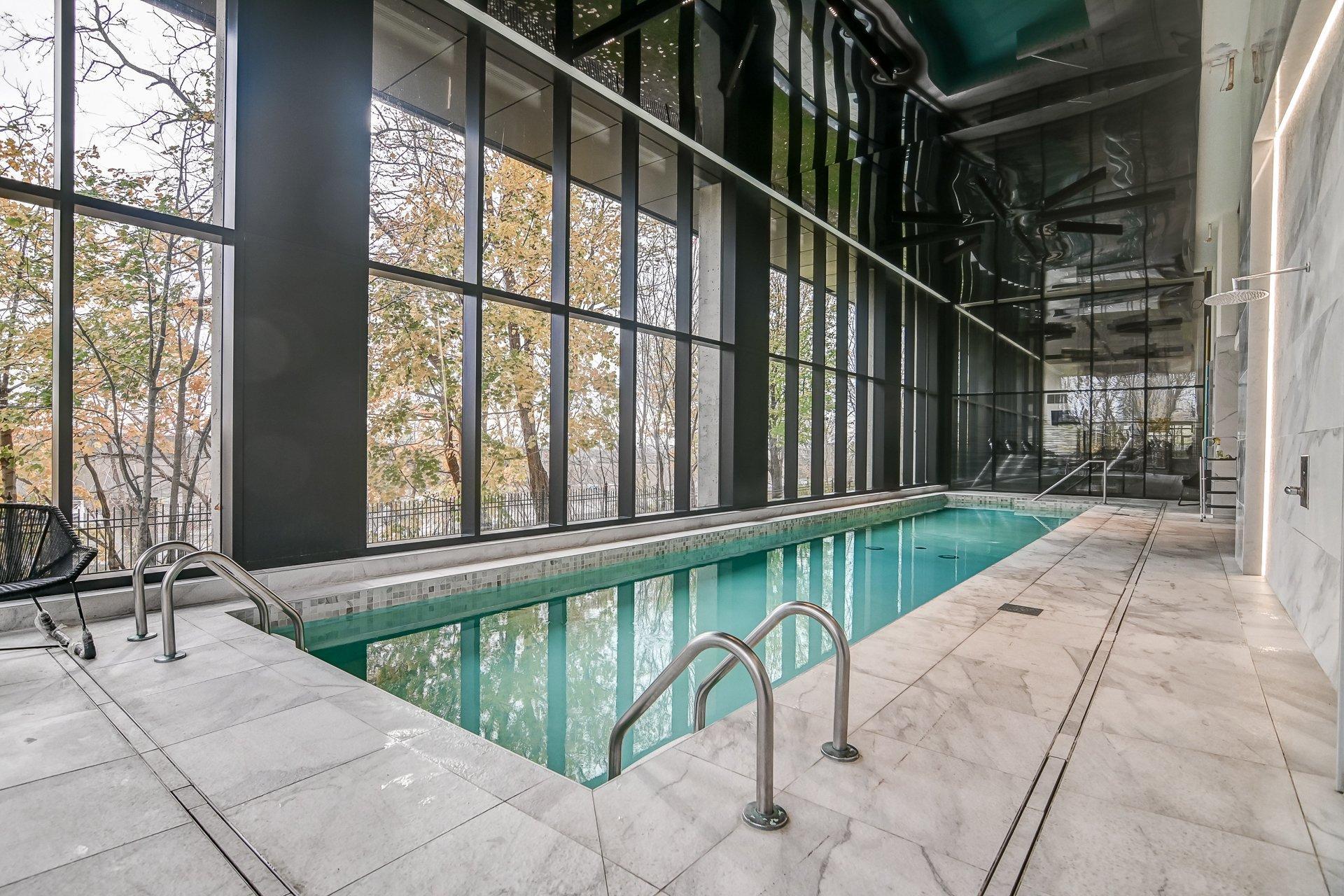 









2020


Boul. René-Lévesque O.

, 912,
Montréal (Ville-Marie),




QC
H3H0B4

