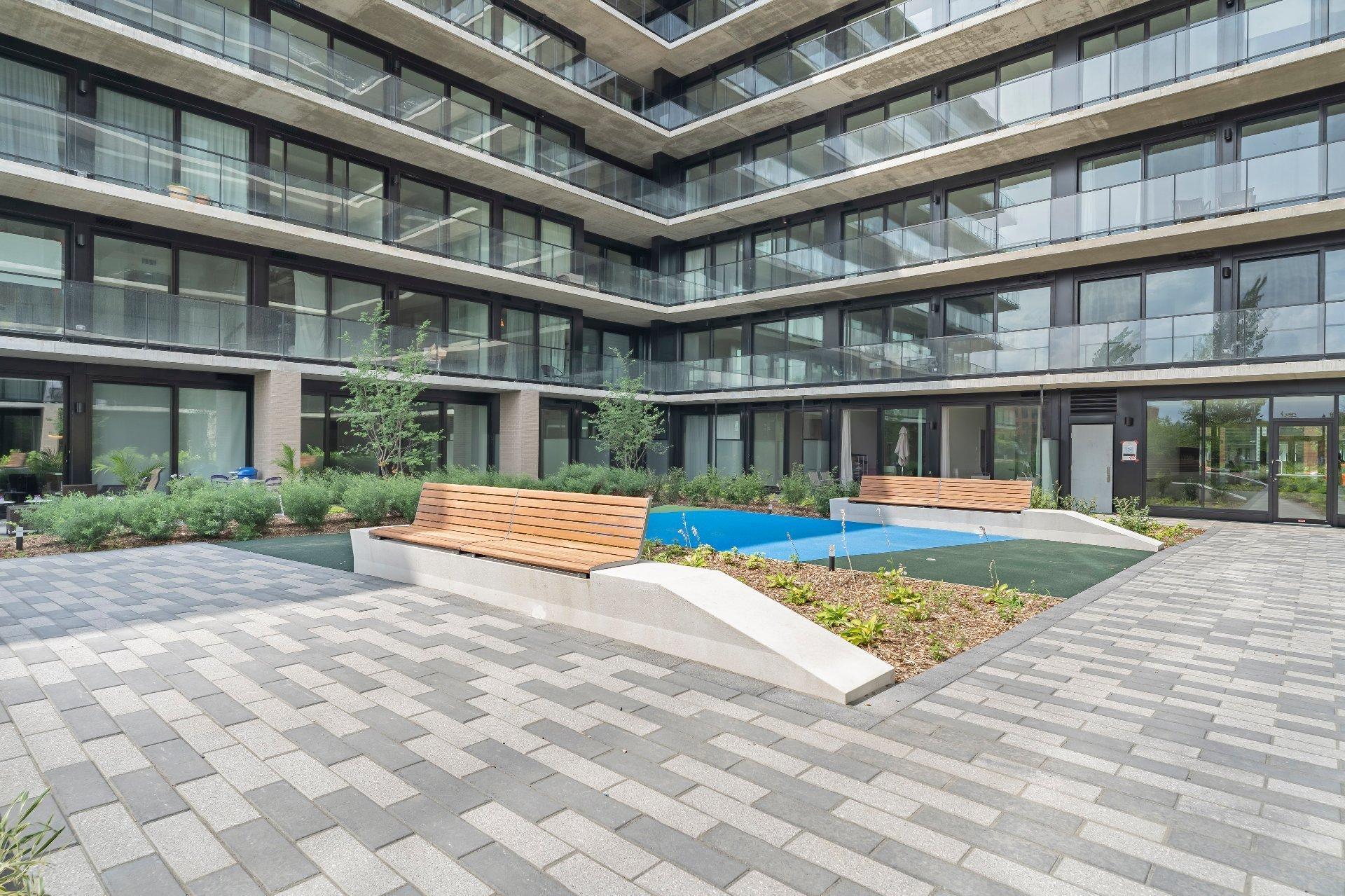 









1616


Rue des Bassins

, 513,
Montréal (Le Sud-Ouest),




QC
H3J0C3

